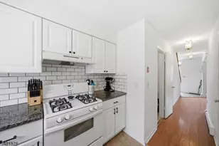 28 Village Dr, Hamburg, NJ 07419 - Photo 13