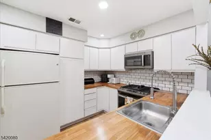 322 Greenbriar-, Union Township, NJ 07083 - Photo 11