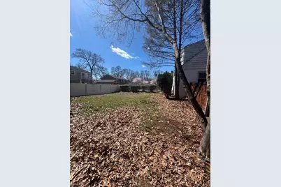 1529 W 7th St, Piscataway Township, NJ 08854 - Photo 5