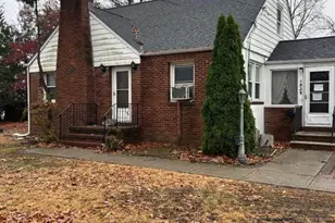 1529 W 7th St, Piscataway Township, NJ 08854 - Photo 3