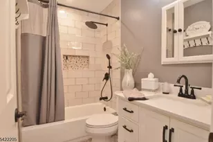 29 Hugenot St, East Hanover Township, NJ 07936 - Photo 9