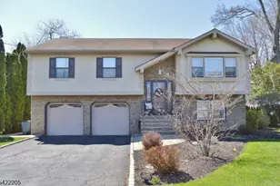 29 Hugenot St, East Hanover Township, NJ 07936 - Photo 1