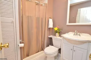 29 Hugenot St, East Hanover Township, NJ 07936 - Photo 13