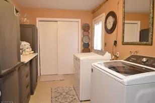 29 Hugenot St, East Hanover Township, NJ 07936 - Photo 17