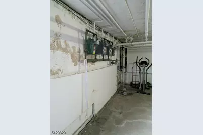 2B Parkway Village #2B, Cranford Township, NJ 07016 - Photo 17