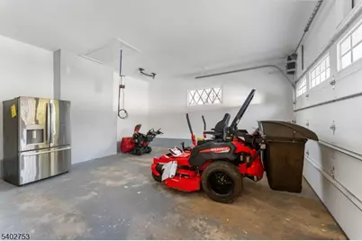 850 Valley Rd, Watchung, NJ 07069 - Photo 31