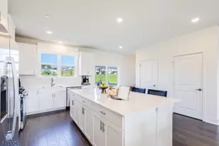 79 Eastwood Ter, East Hanover Township, NJ 07936 - Photo 7