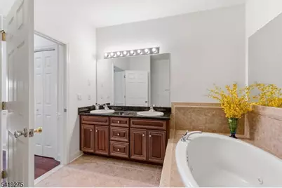 19 Rockhall Ct, Hardyston Township, NJ 07419 - Photo 21