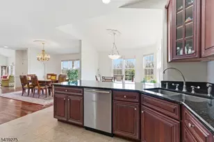 19 Rockhall Ct, Hardyston Township, NJ 07419 - Photo 9