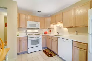 47 Autumn Ct, Roxbury Township, NJ 07852 - Photo 9