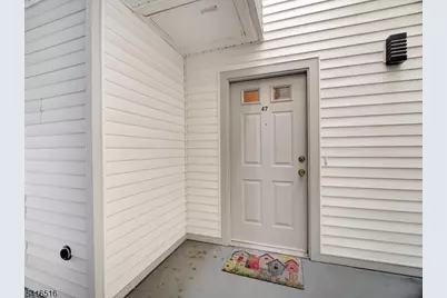 47 Autumn Ct, Roxbury Township, NJ 07852 - Photo 3