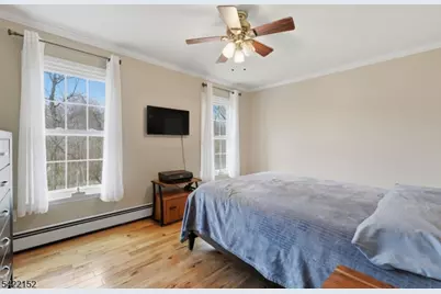 10 Acorn Dr, Washington Township, NJ 07853 - Photo 29