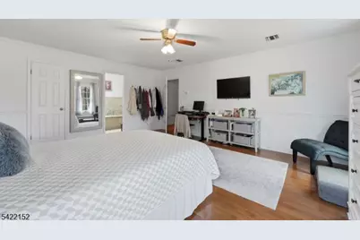 10 Acorn Dr, Washington Township, NJ 07853 - Photo 21