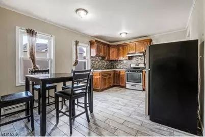 312 S Spring St, Elizabeth, NJ 07201 - Photo 17