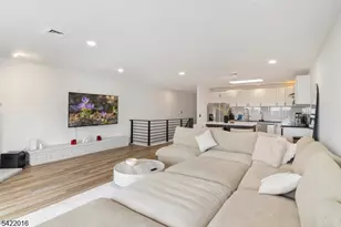 300 Gorge Rd, Cliffside Park, NJ 07010 - Photo 3