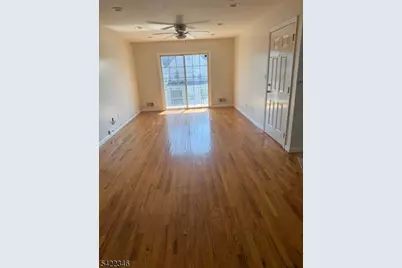 31 Hanford St #1, Newark, NJ 07114 - Photo 13