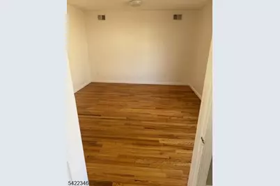 31 Hanford St #1, Newark, NJ 07114 - Photo 11