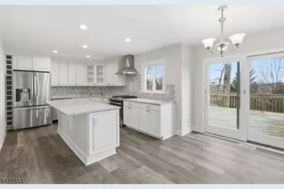 14 Beaver Ridge Rd, Morris Plains, NJ 07950 - Photo 7