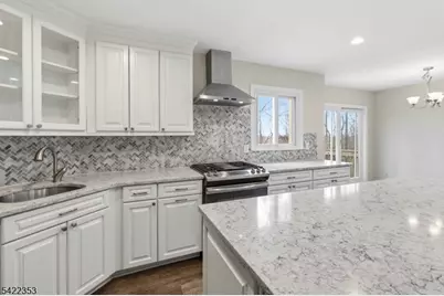 14 Beaver Ridge Rd, Morris Plains, NJ 07950 - Photo 5