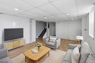 14 Beaver Ridge Rd, Morris Plains, NJ 07950 - Photo 29