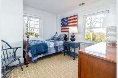 129 Watchung Ave, Chatham, NJ 07928 - Photo 19