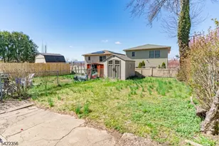 538 Jefferson St, Carlstadt, NJ 07072 - Photo 13