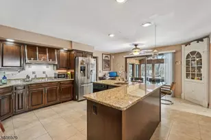 845 Rifle Camp Rd, Woodland Park, NJ 07424 - Photo 9