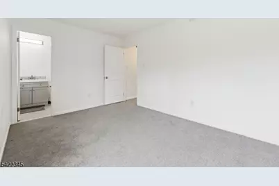 72 Boxgrove Place, Franklin Township, NJ 08873 - Photo 27