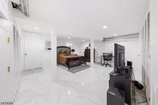 980 Salem Rd, Union Township, NJ 07083 - Photo 13