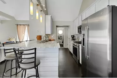 3 Redmans Dr, Jefferson Township, NJ 07438 - Photo 11