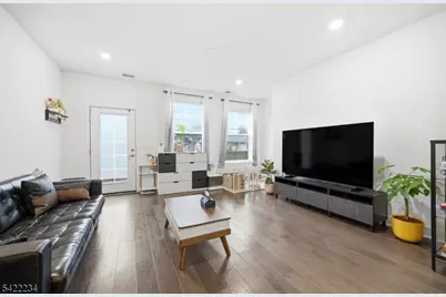 385 Main St, Little Falls Township, NJ 07424 - Photo 13