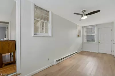 24 Central Ave, Morris Plains, NJ 07950 - Photo 17