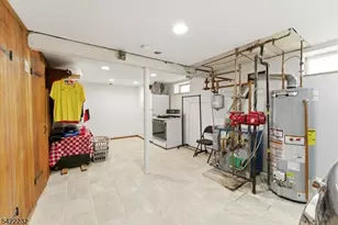 357 Edgewood Rd, Linden, NJ 07036 - Photo 41