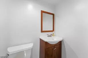 357 Edgewood Rd, Linden, NJ 07036 - Photo 35