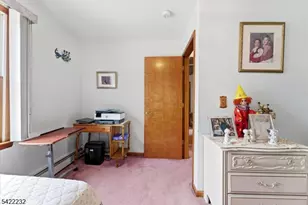 357 Edgewood Rd, Linden, NJ 07036 - Photo 21