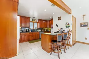 357 Edgewood Rd, Linden, NJ 07036 - Photo 15