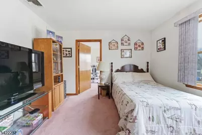 357 Edgewood Rd, Linden, NJ 07036 - Photo 23