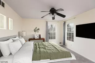 109 Tallwood Ln, Green Brook Township, NJ 08812 - Photo 9