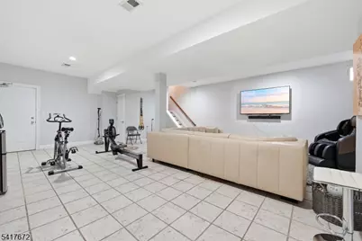 138 Spatz Ave, Nutley, NJ 07110 - Photo 39