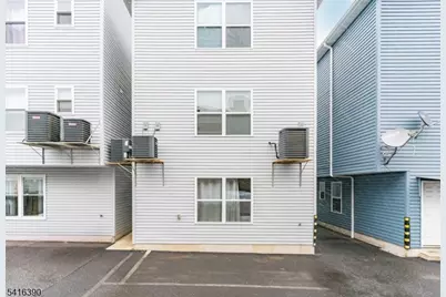 266 2nd Ave, Newark, NJ 07107 - Photo 25