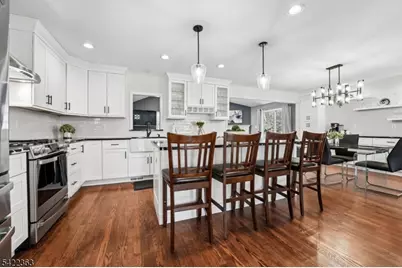 56 Cedar Green Ln, Berkeley Heights Township, NJ 07922 - Photo 9