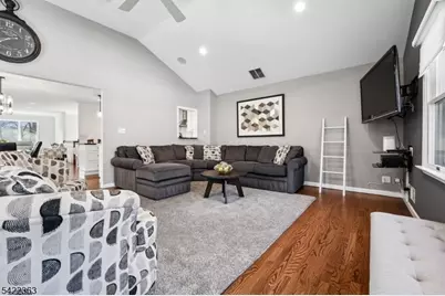 56 Cedar Green Ln, Berkeley Heights Township, NJ 07922 - Photo 11