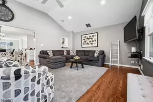 56 Cedar Green Ln, Berkeley Heights Township, NJ 07922 - Photo 11