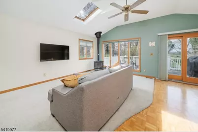 28 Park St, West Caldwell, NJ 07006 - Photo 15