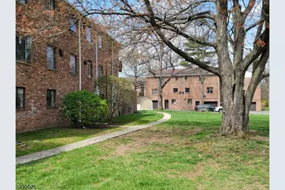 21A Troy Dr, Springfield, NJ 07081 - Photo 19