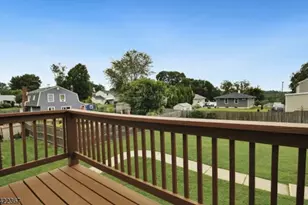 3 Prospect St, Mount Arlington, NJ 07856 - Photo 13