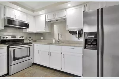 3 Prospect St #2D, Mount Arlington, NJ 07856 - Photo 5