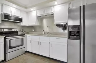 3 Prospect St, Mount Arlington, NJ 07856 - Photo 5