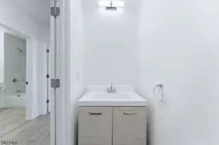 95 Shepherds Ln, Totowa, NJ 07512 - Photo 13