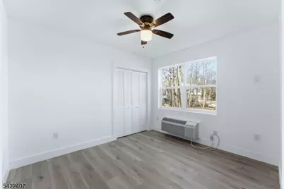 95 Shepherds Ln #B409, Totowa, NJ 07512 - Photo 9